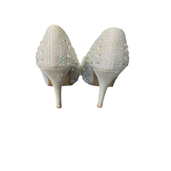 Cute!! Sparkle Heels Size 7! - Picture 3 of 6
